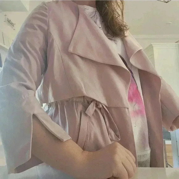 Pink coat - Picture 4 of 11